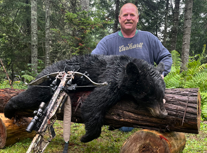 black bear hunting at lodge in northern maine